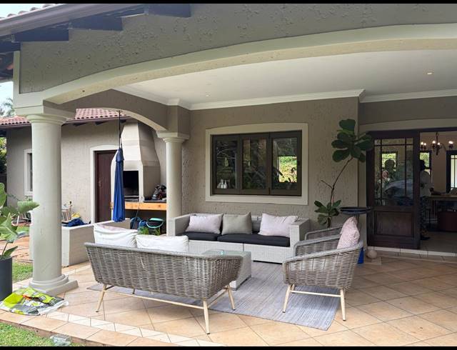 3 BEDROOM SIMPLEX FOR SALE IN LA LUCIA